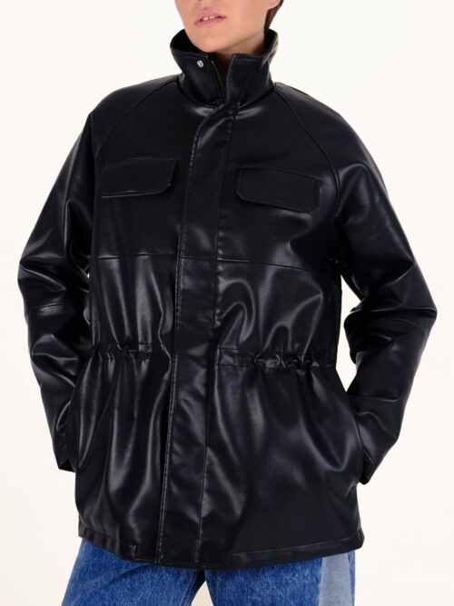 γυναικείο δερμάτινο μπουφάν από την salt and pepper, cassie black