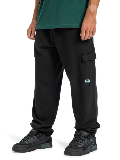 ανδρική φόρμα παντελόνι σε μαύρο χρώμα και με τσέπες από την dc shoes, carry on joggers
