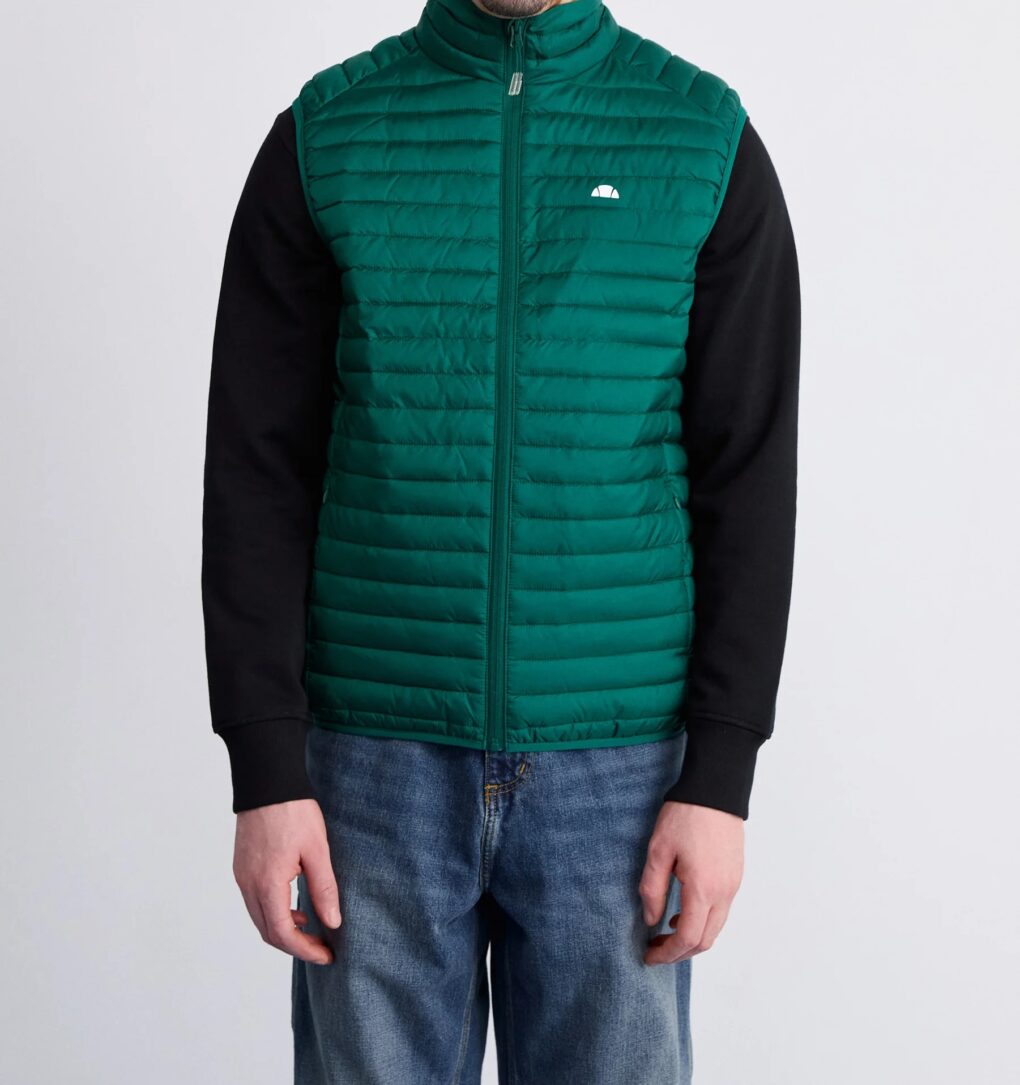 ανδρικό γιλέκο σε σκούρο πράσινο χρώμα από την ellesse, pal padded gilet