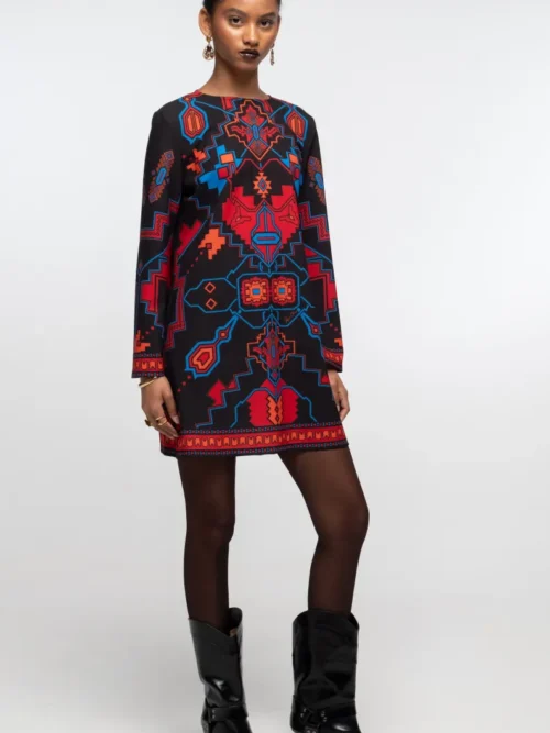 γυναικείο κοντό φόρεμα με διάφορα μοτίβα από την peace and chaos, chronicle short dress