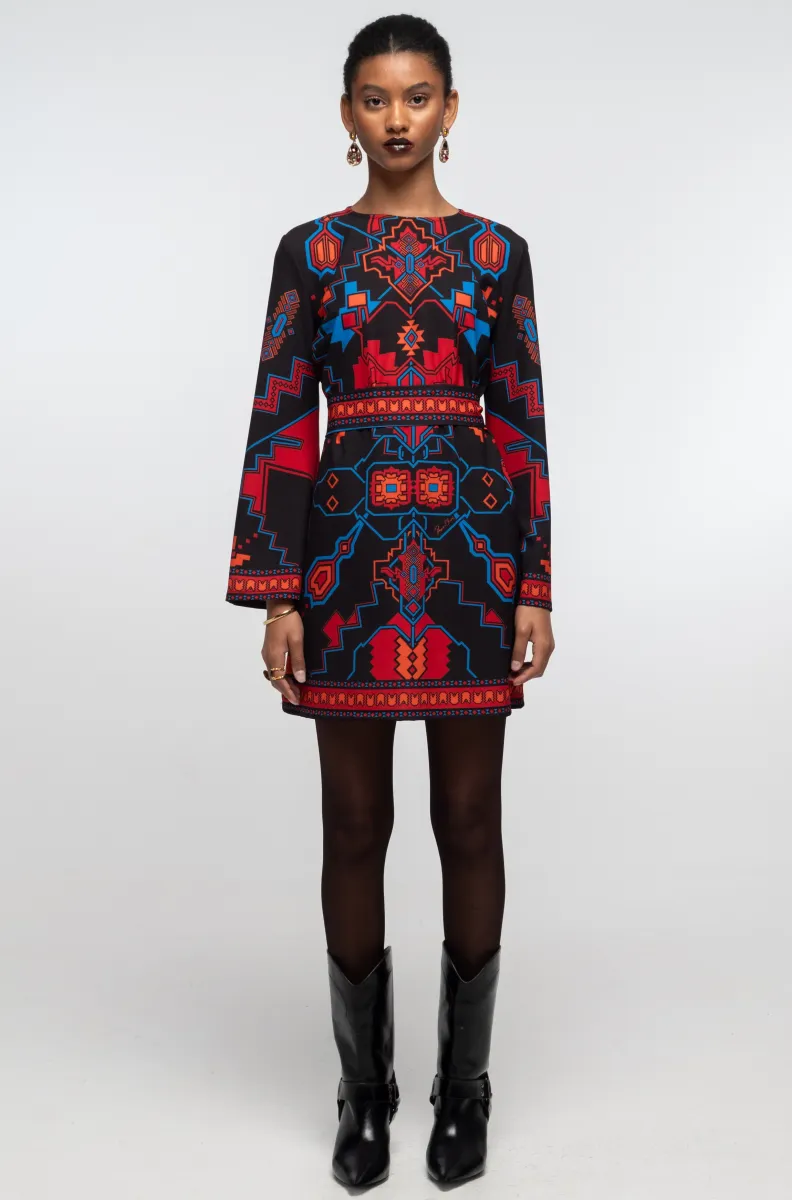 γυναικείο κοντό φόρεμα με διάφορα μοτίβα από την peace and chaos, chronicle short dress