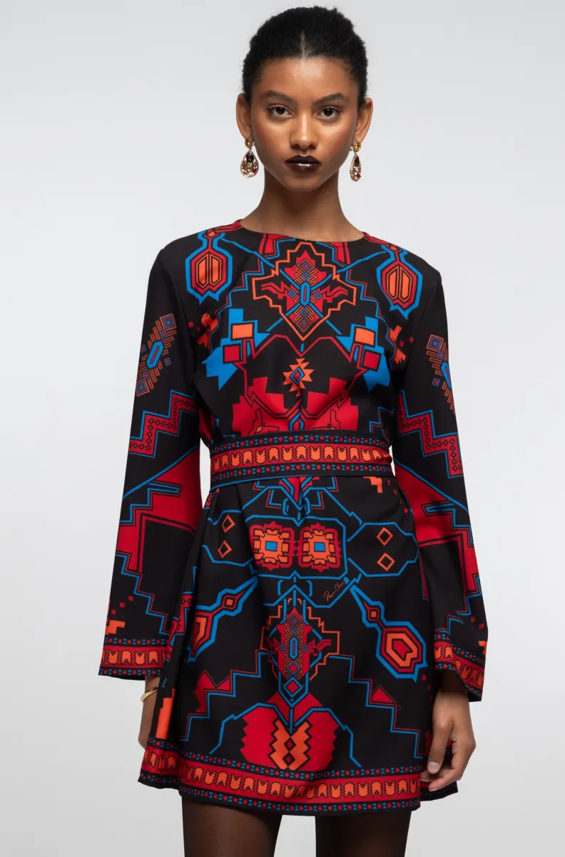 γυναικείο κοντό φόρεμα με διάφορα μοτίβα από την peace and chaos, chronicle short dress