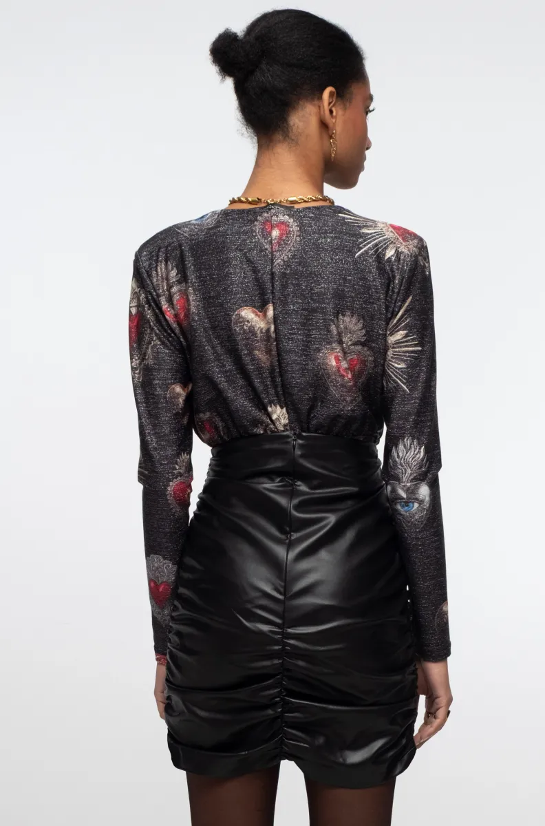 γυναικεία δερμάτινη φούστα σε μαύρο χρώμα από την Peace and chaos, ebony mini skirt