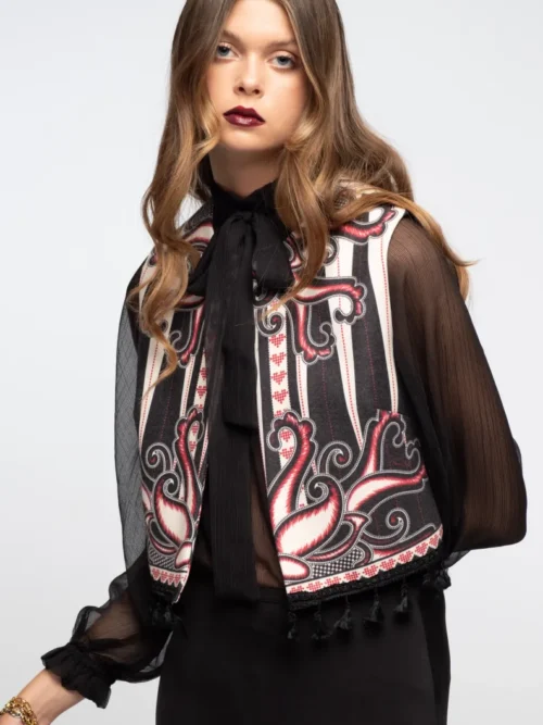 γυναικείο γιλέκο με ιδιαίτερο σχέδιο από την peace and chaos, lyrical vest