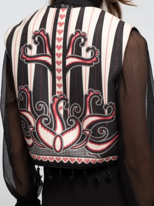 γυναικείο γιλέκο με ιδιαίτερο σχέδιο από την peace and chaos, lyrical vest