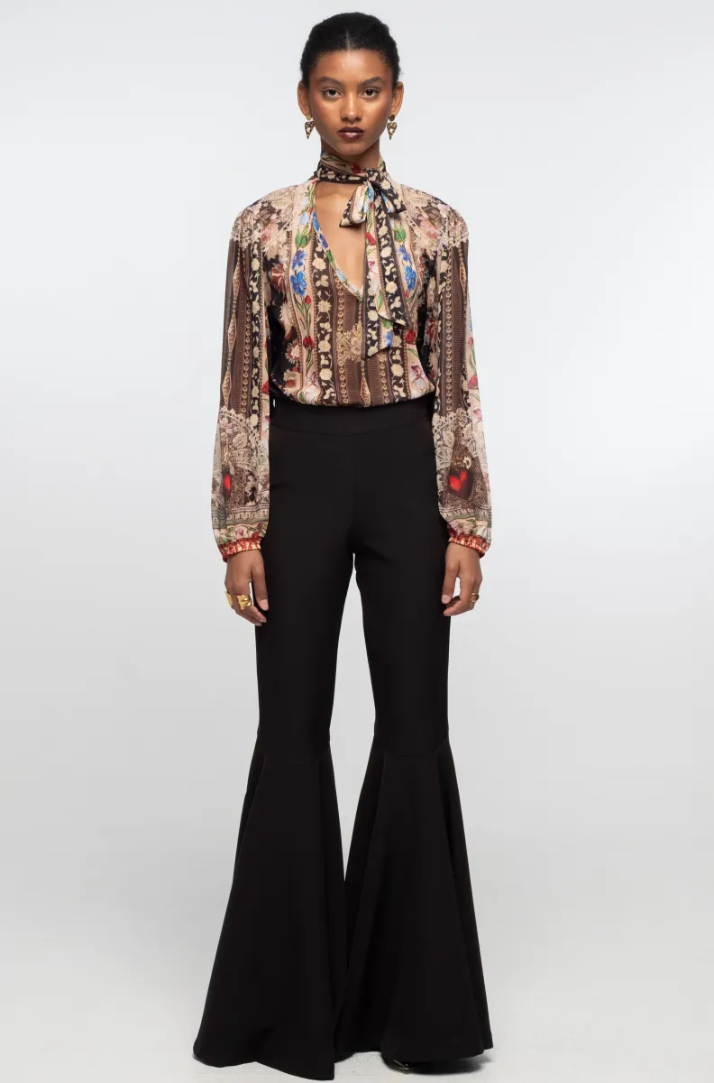 γυναικείο διάφανο πουκάμισο με διάφορα σχέδια από την peace and chaos, opulence top