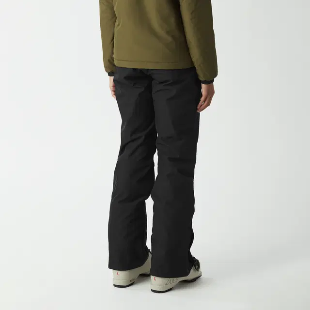 γυναικείο τεχνικό παντελόνι σε μαύρο χρώμα από την picture, exa pants