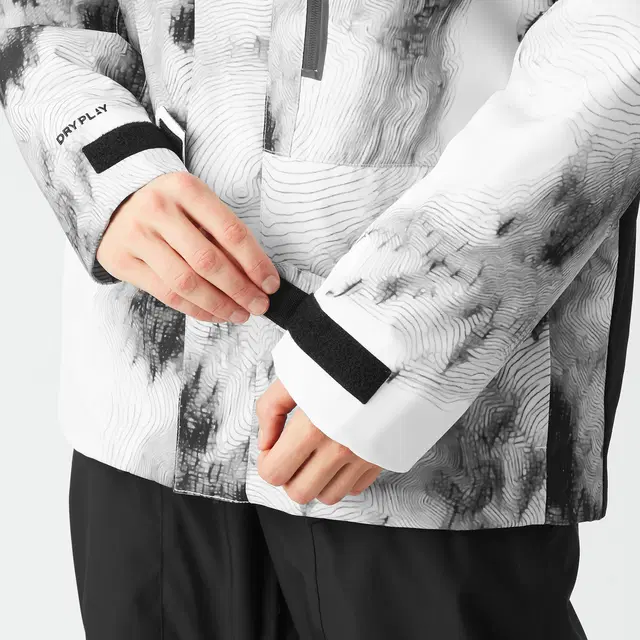 ανδρικό τεχνικό μπουφάν με ασπρόμαυρα χρώματα από την Picture, jomoh jacket snowy pine print