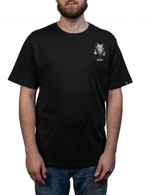 ανδρική κοντομάνικη μπλούζα σε μαύρο χρώμα με τύπωμα και τσεπούλα από την the dudes, helles in hell pocket t-shirt