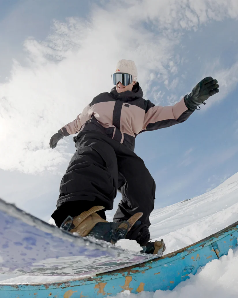 ανδρικό μπουφάν για χειμερινές δραστηριότητές με διχρωμία ροζ και μαύρο από την volcom, kleveland jacket