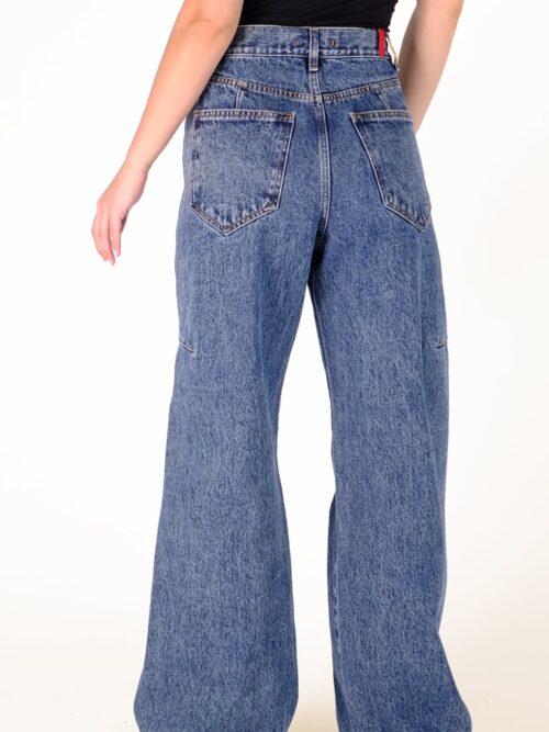 γυναικείο ίσιο τζιν παντελόνι σε μπλε χρώμα από την salt and pepper, robin super s/w