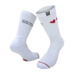 λευκές κάλτσες με σχέδια από την bee unusual, i really fcking love you socks