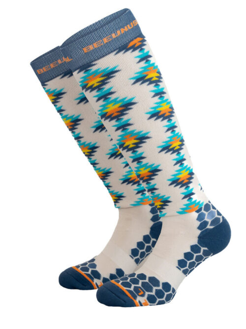 κάλτσες με διάφορα σχέδια και χρώματα από την bee unusual, normal gets you nowhere