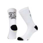 κάλτσες με επιγραφή στο πίσω μέρος από την bee unusual, theleis