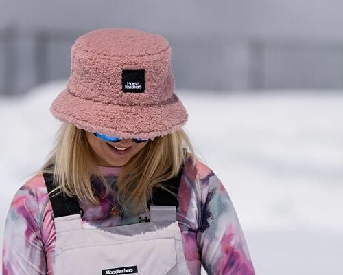 γυναικείο γούνινο καπέλο σε ροζ χρώμα από την horsefeathers , connor hat