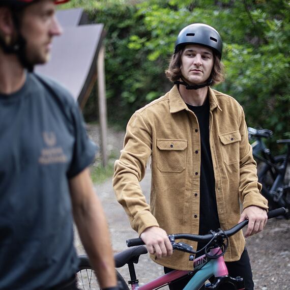 ανδρικό κοτλέ, αδιάβροχο πουκάμισο σε κάμελ χρώμα από την horsefeathers, dough shirt