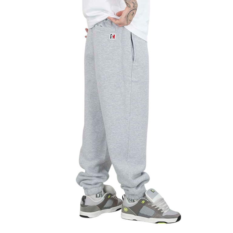 ανδρική φόρμα παντελόνι σε γκρι χρώμα από την karl kani, small signature essential baggy sweatpants