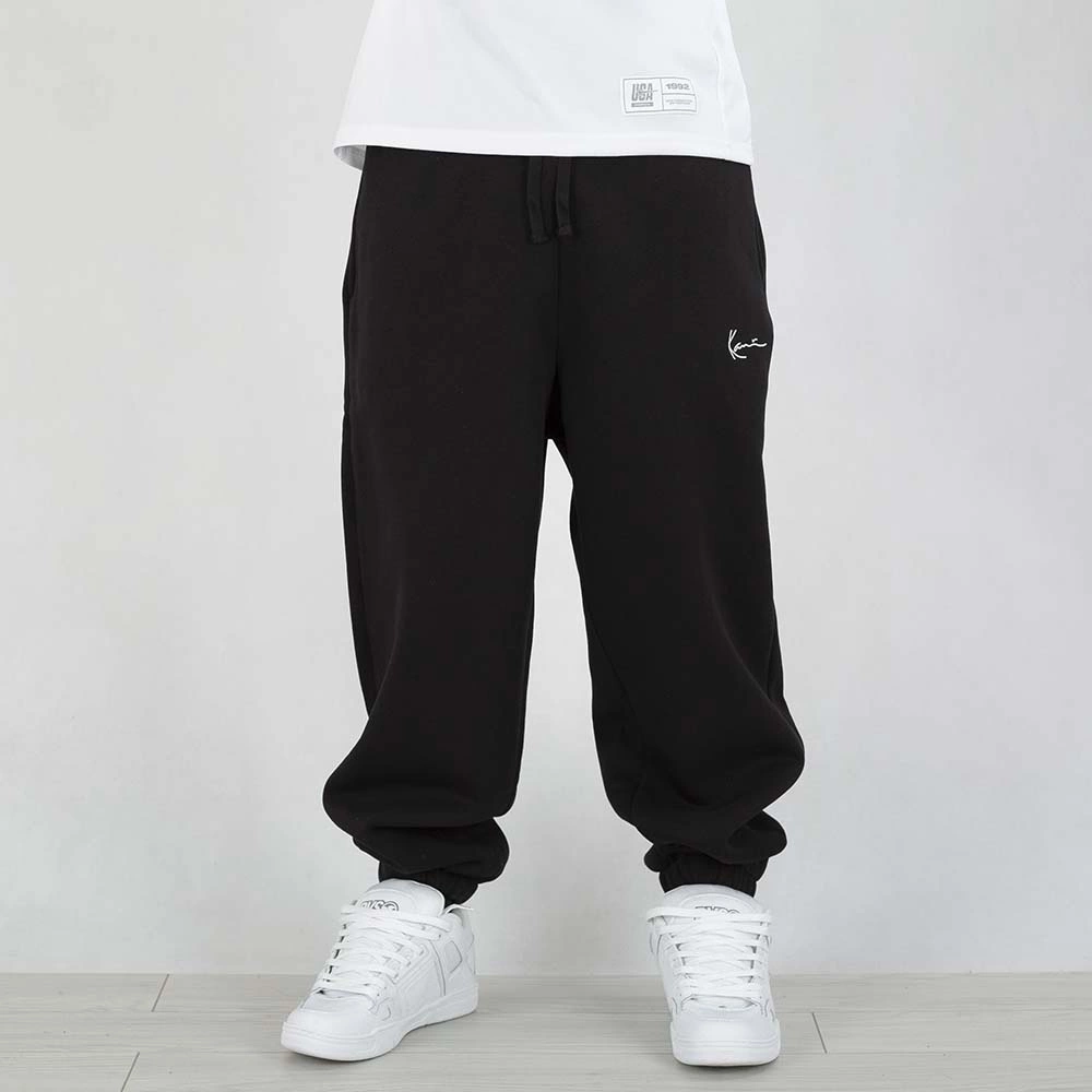 ανδρική φόρμα παντελόνι σε μαύρο χρώμα από την karl kani, small signature essential baggy sweatpants