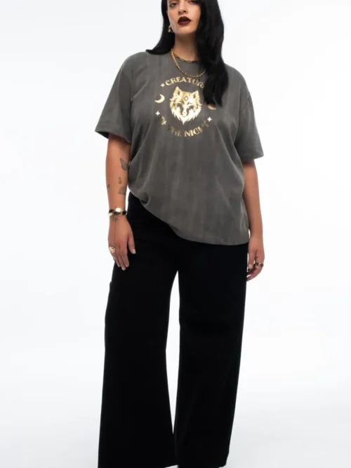 γυναικεία κοντομάνικη μπλούζα σε γκρι χρώμα με τύπωμα στο μπροστινό μέρος από την peace and chaos, creatures t-shirt