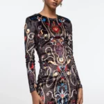 γυναικείο κοντό φόρεμα με διάφορα σχέδια από την peace and chaos, dusk bodycon dress