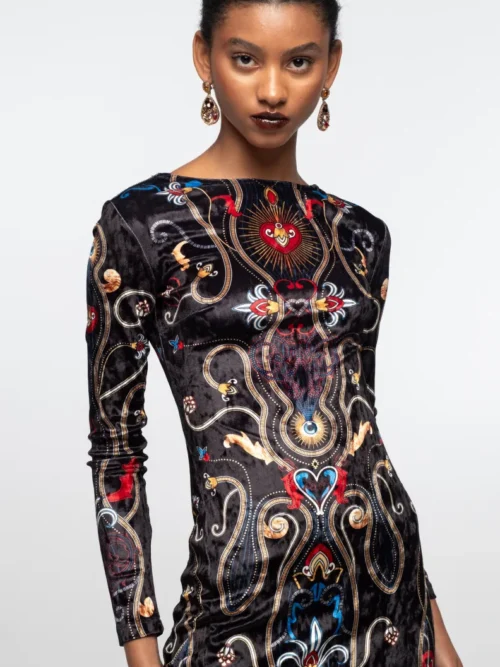 γυναικείο βελούδινο φόρεμα με διάφορα σχέδια και ανοιχτή πλάτη από την peace and chaos, dusk slit dress velvet