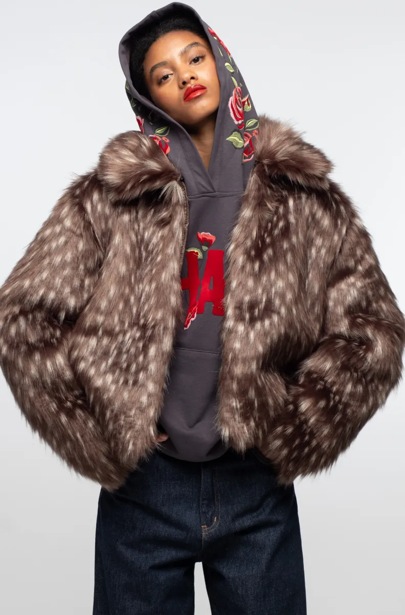 γυναικεία γούνα σε καφέ χρώμα από την Peace and chaos, lavish eco fur coat