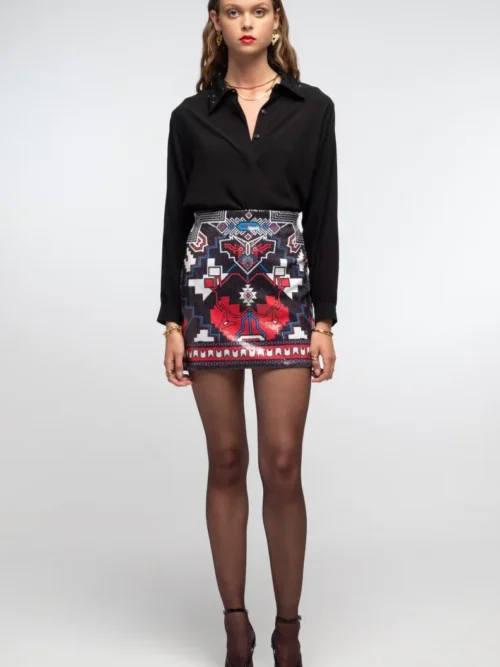 γυναικεία κοντή φούστα με πούλιες και διάφορα σχέδια από την peace and chaos, legacy mini skirt