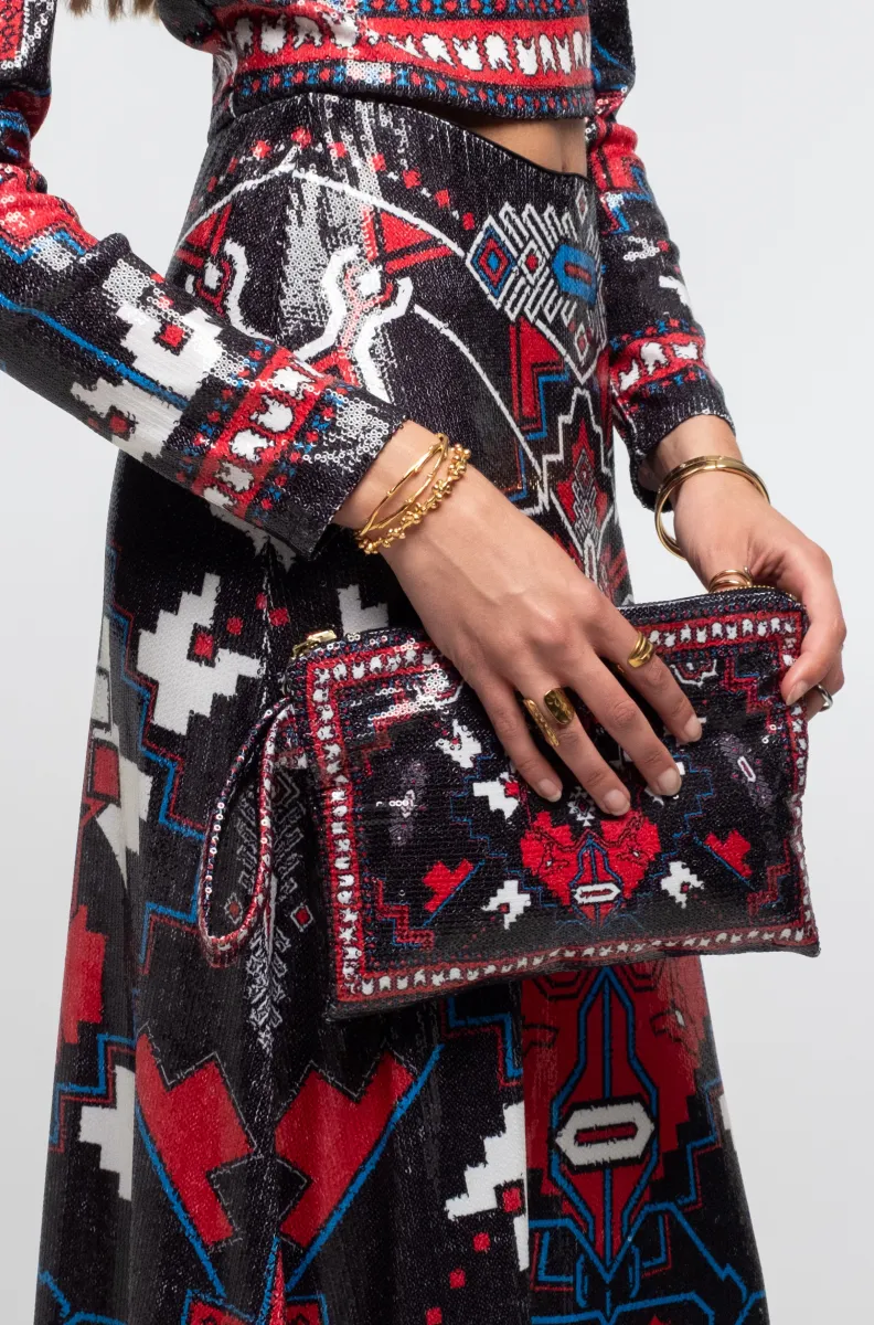 γυναικείο τσαντάκι με παγέτες από την peace and chaos, legacy pouch sequin