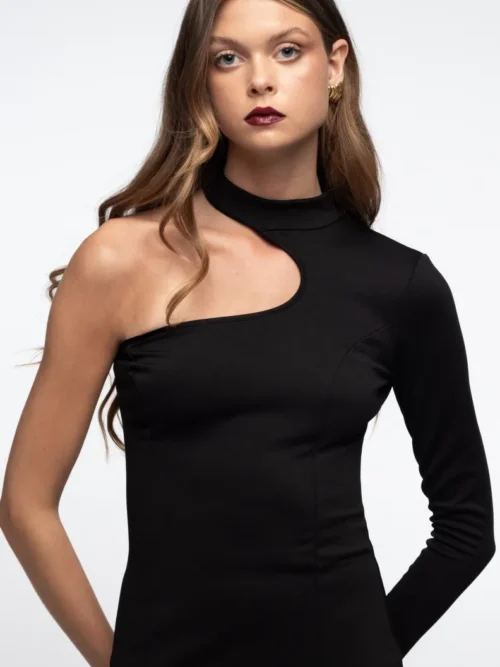 γυναικείο κοντό μαύρο φόρεμα με έναν ώμο από την peace and chaos, obsidian bodycon dress