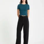 γυναικείο μαύρο τζιν παντελόνι σε ίσια γραμμή από την volcom, weelow II jeans