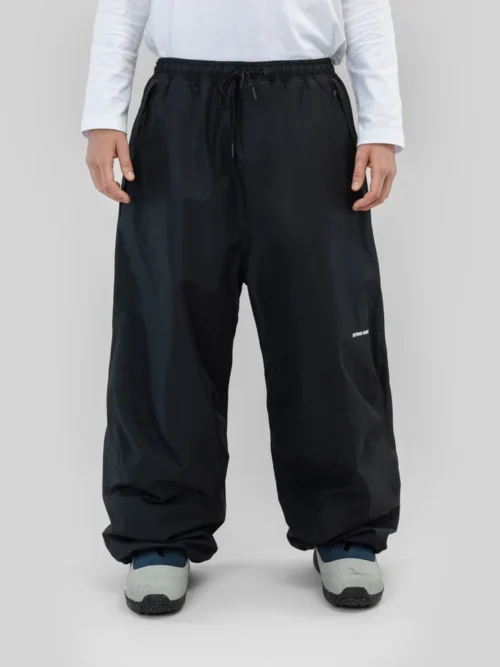 παντελόνι για σκι σε μαύρο χρώμα από την beyond medals, park pants