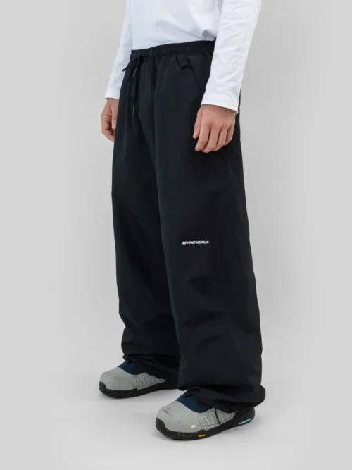 παντελόνι για σκι σε μαύρο χρώμα από την beyond medals, park pants