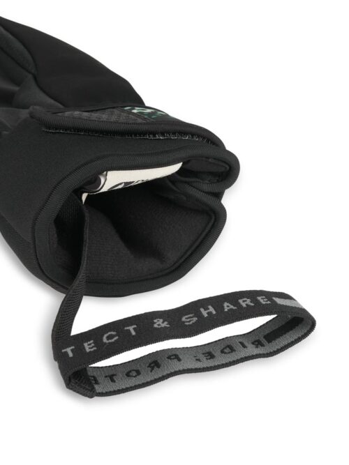 Αντρικά γάντια της εταίρας Picture σε μαύρο χρώμα με σχέδια.