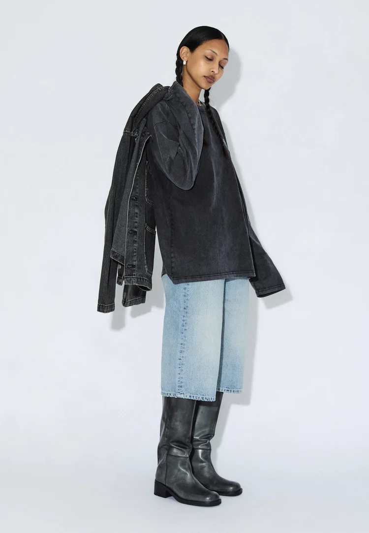 Τζίν βερμούδα κάτω από το γόνατο από την εταιρεία Dr.Denim.