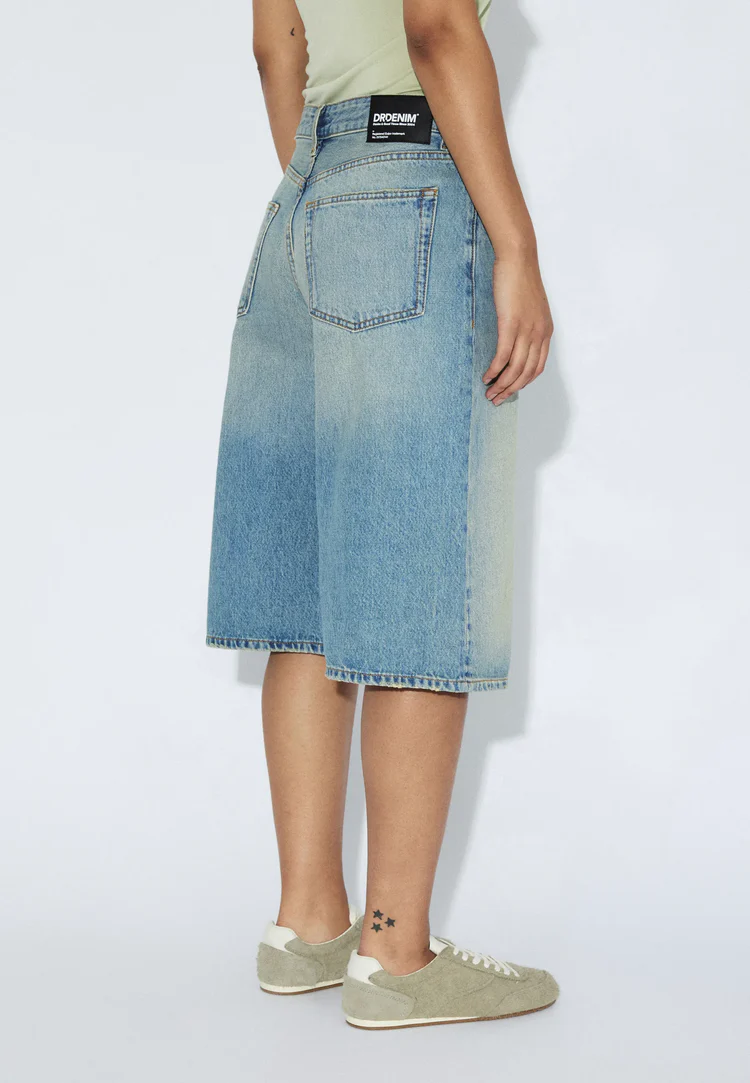 Τζίν βερμούδα μέχρι το γόνατο από την εταιρεία Dr.Denim.