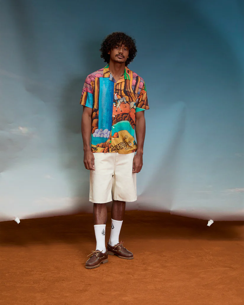 Πουκάμισο με σχέδια από την εταιρία Volcom.