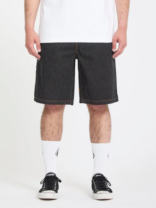 Αντρική βερμούδα από την Volcom με σχέδια κάθετες γραμμές. 