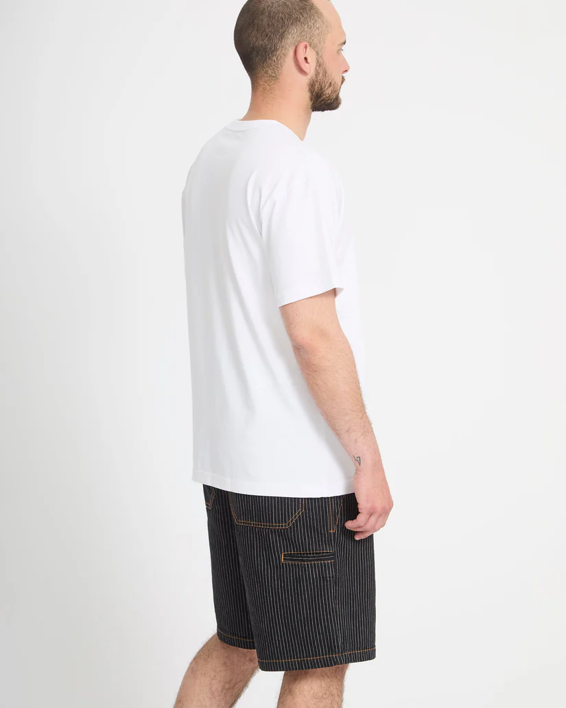 Αντρική βερμούδα από την Volcom με σχέδια κάθετες γραμμές.