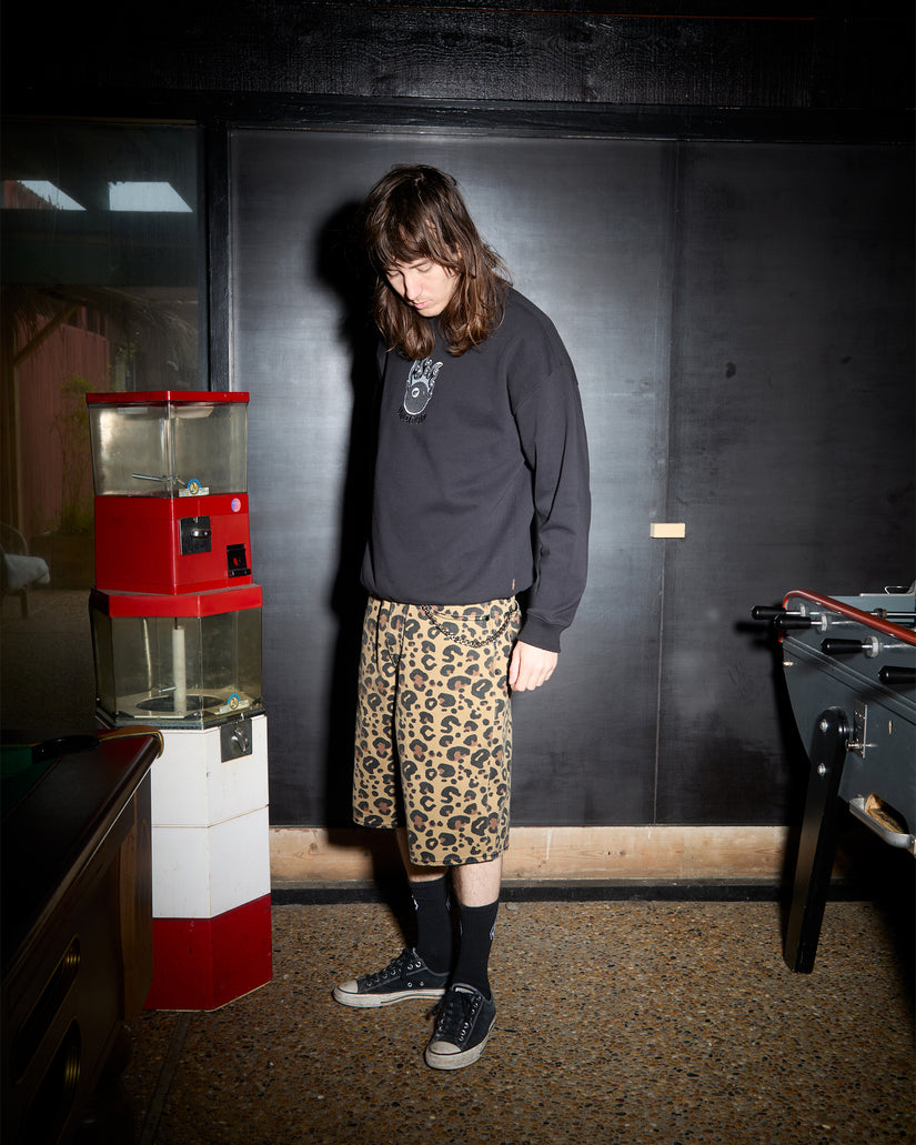 Βερμούδα με animal print από την εταιρία Volcom.