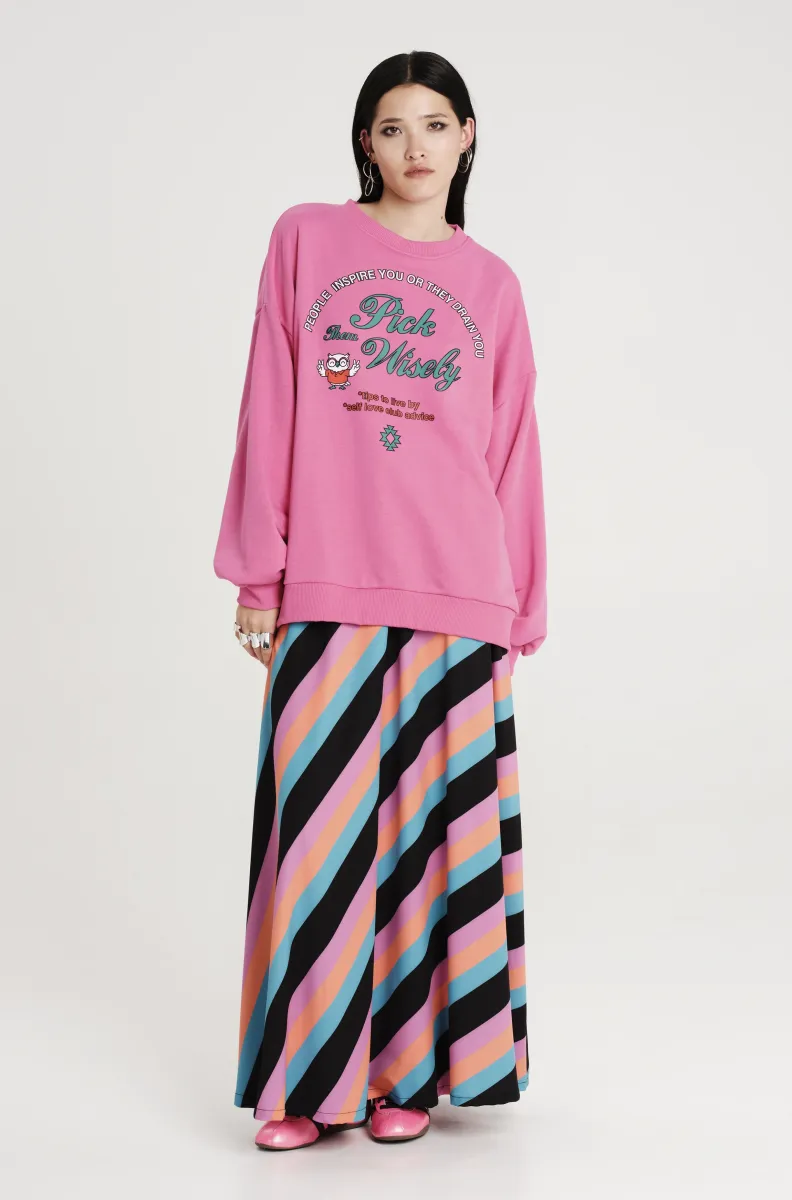 Φούτερ από την Peace & Chaos με σχέδια.