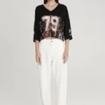 Μπλούζα με δαντέλα και σχέδια από την εταιρία Peace and Chaos.