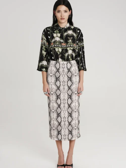 Στενή Φούστα με σχέδια από την εταιρία Peace and Chaos.