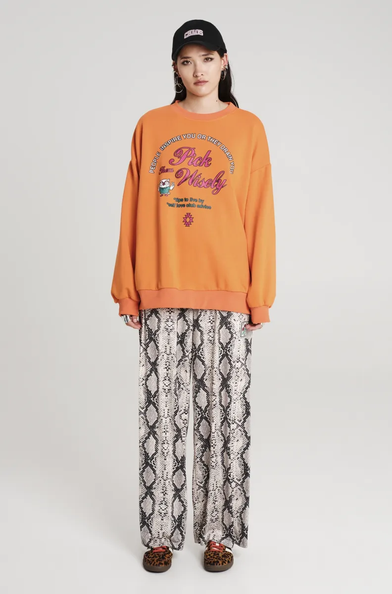 Παντελόνι με άνιμαλ σχέδια από την εταιρία Peace and Chaos.