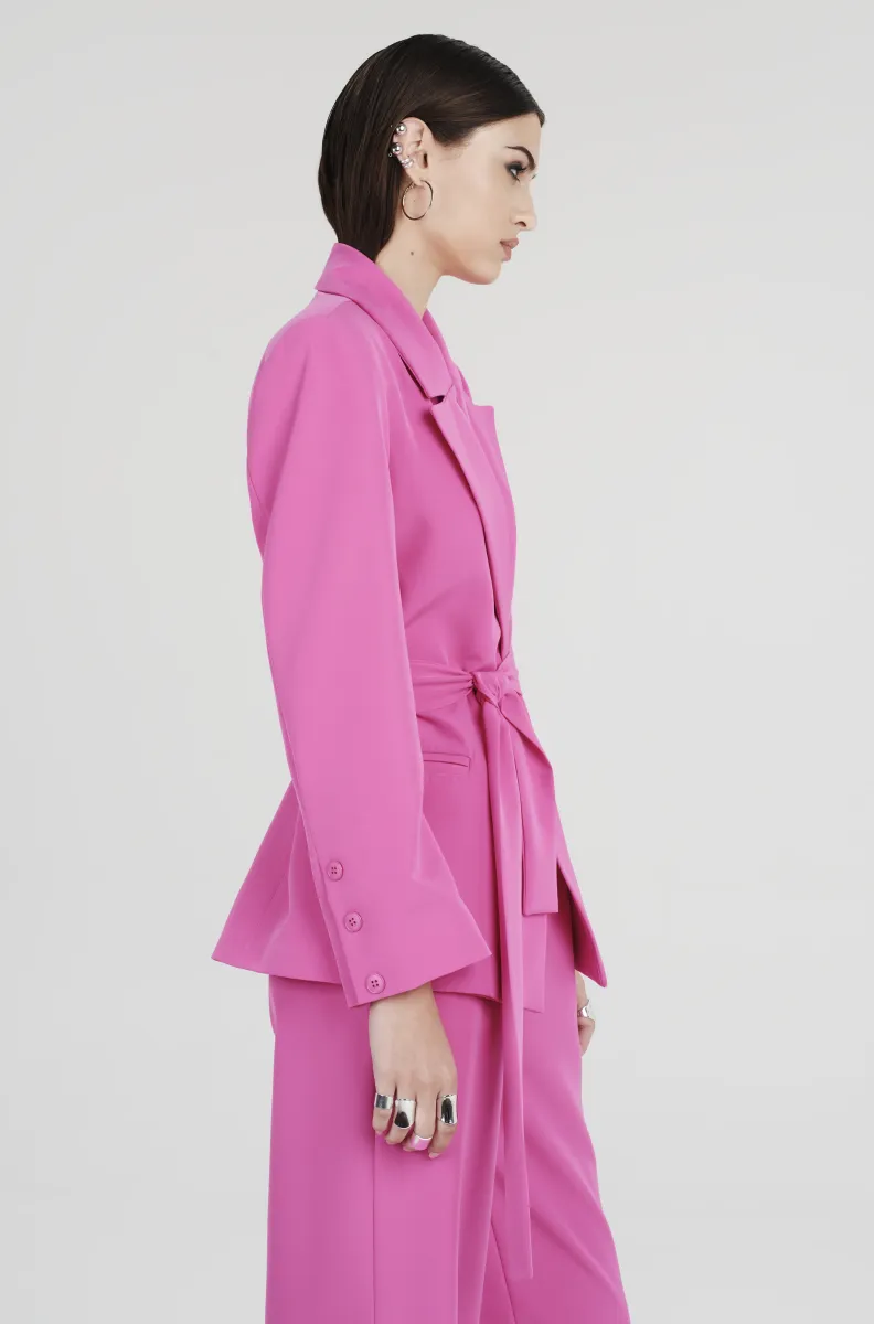 Σακάκι σε φούξια χρώμα από την εταιρία Peace and Chaos.