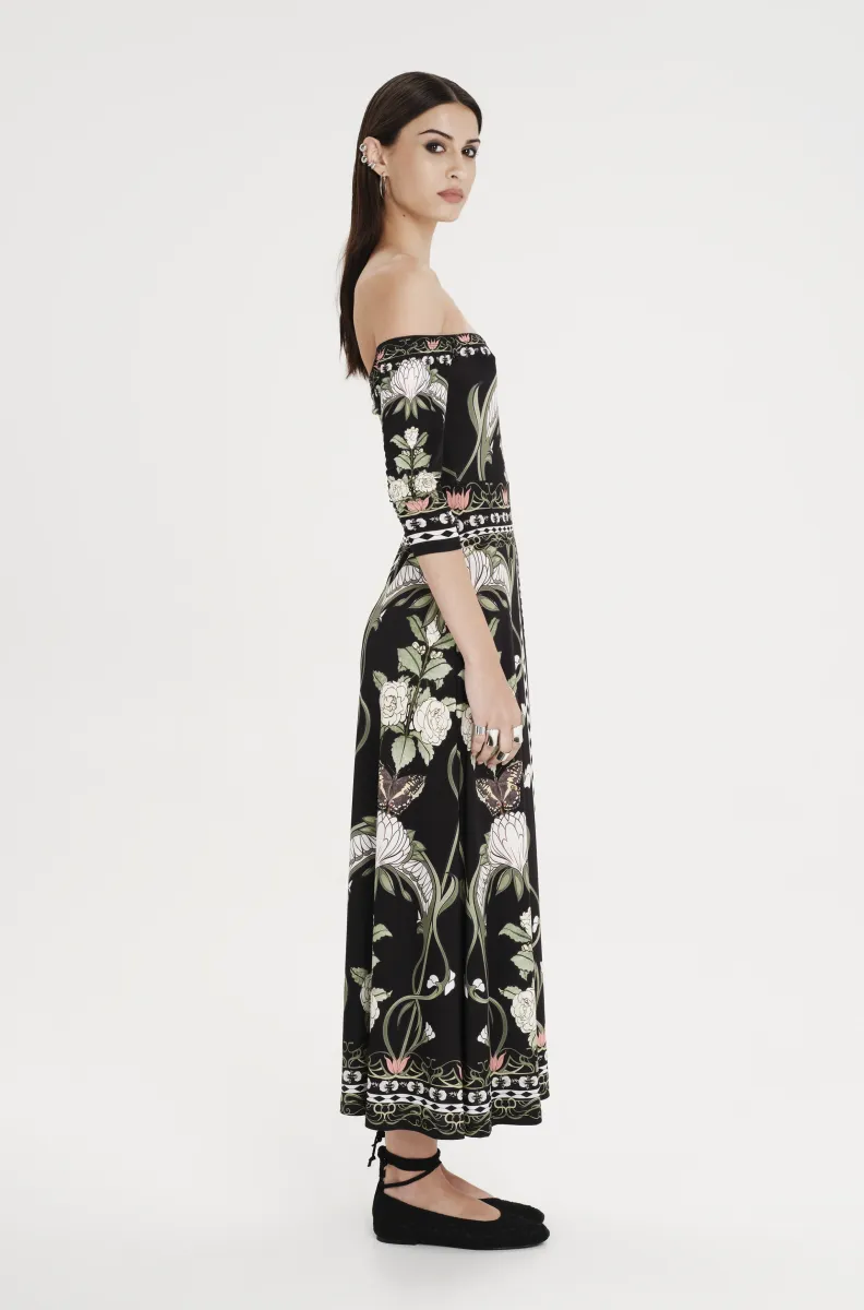 Φόρεμα με Λουλούδια από την εταιρία Peace and Chaos.