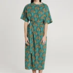 Πετρόλ φόρεμα με σχέδια από την εταιρία Peace and Chaos.