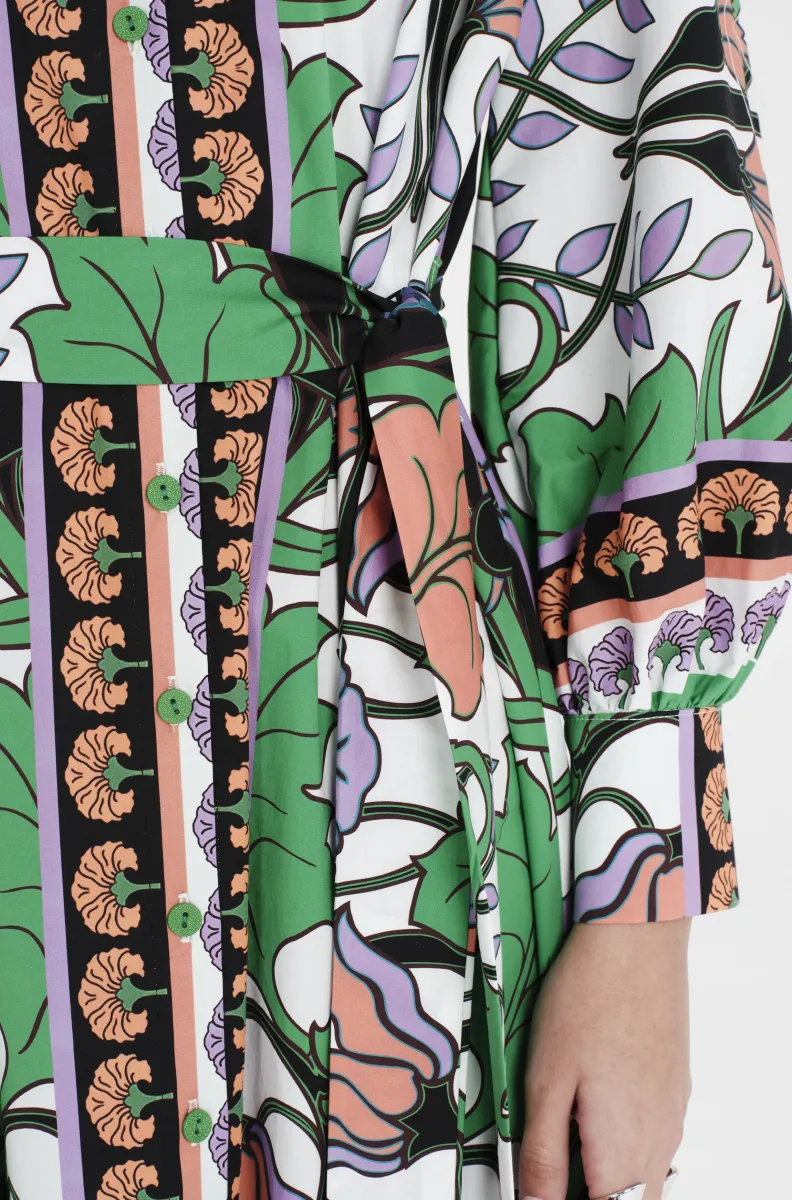 Μακρύ φόρεμα με σχέδια από την εταιρία Peace and Chaos.