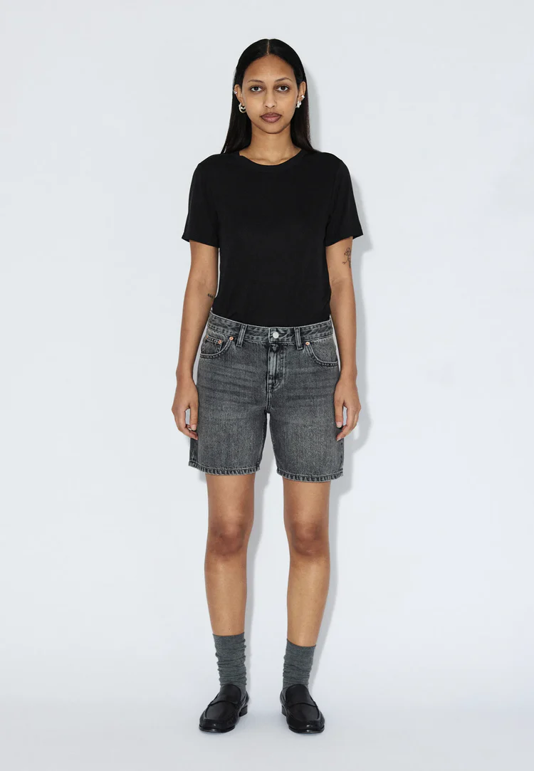 2430112184_DrDenim_HillShorts_MidGreyUsed_Main_W1_1