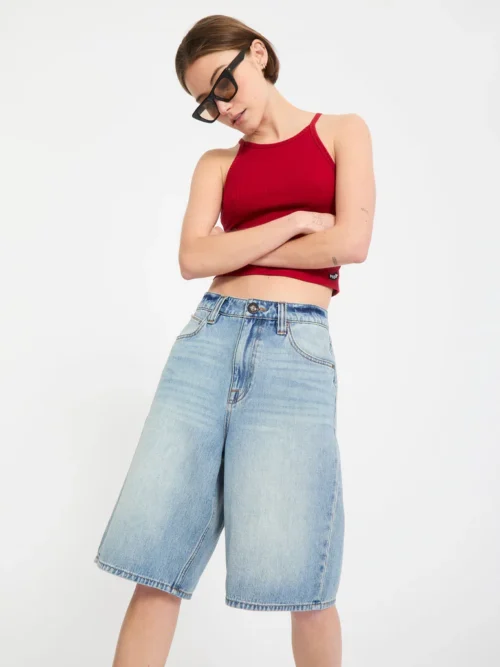 Τζίν βερμούδα μέχρι το γόνατο από την εταιρία Volcom.