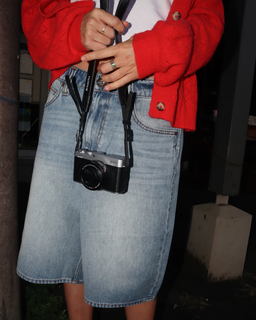 Τζίν βερμούδα μέχρι το γόνατο από την εταιρία Volcom.